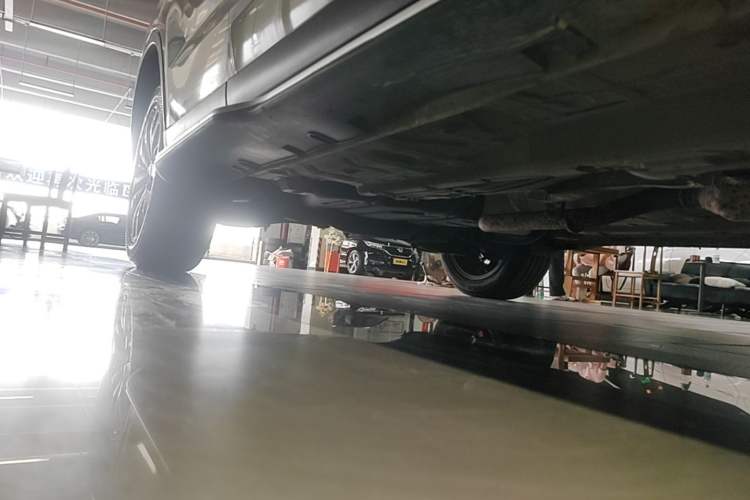 Used GAC Trumpchi GS4 2016 235T G-DCT Luxury Edition Right Side Sill