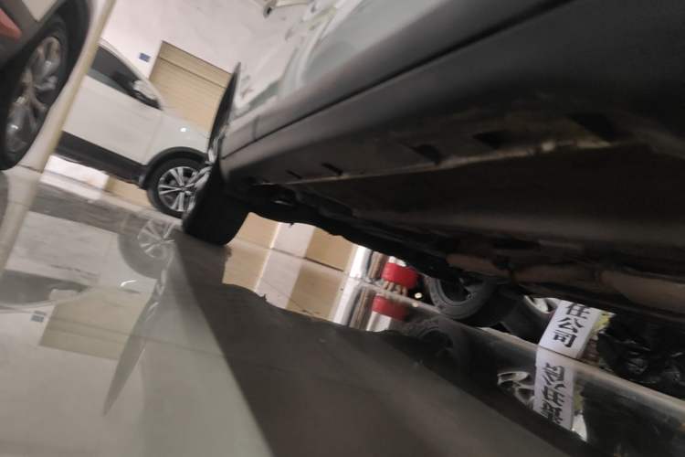 Used GAC Trumpchi GS4 2016 235T G-DCT Luxury Edition Right Side Sill