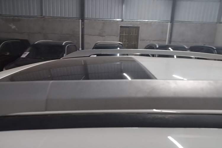 Used GAC Trumpchi GS4 2016 235T G-DCT Elite Edition Roof