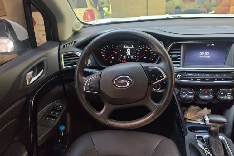 Used GAC Trumpchi GS4 2016 235T G-DCT Luxury Edition Steering Wheel
