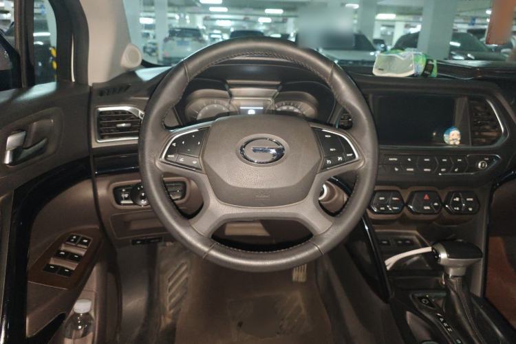 Used GAC Trumpchi GS4 2016 235T G-DCT Luxury Edition Steering Wheel