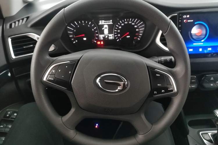 Used GAC Trumpchi GS4 2016 235T G-DCT Elite Edition Steering Wheel