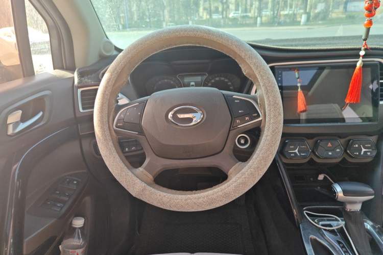 Used GAC Trumpchi GS4 2016 235T G-DCT Elite Edition Steering Wheel