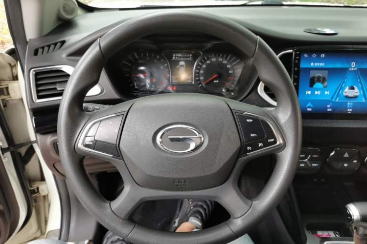 Used GAC Trumpchi GS4 2016 235T G-DCT Elite Edition Steering Wheel