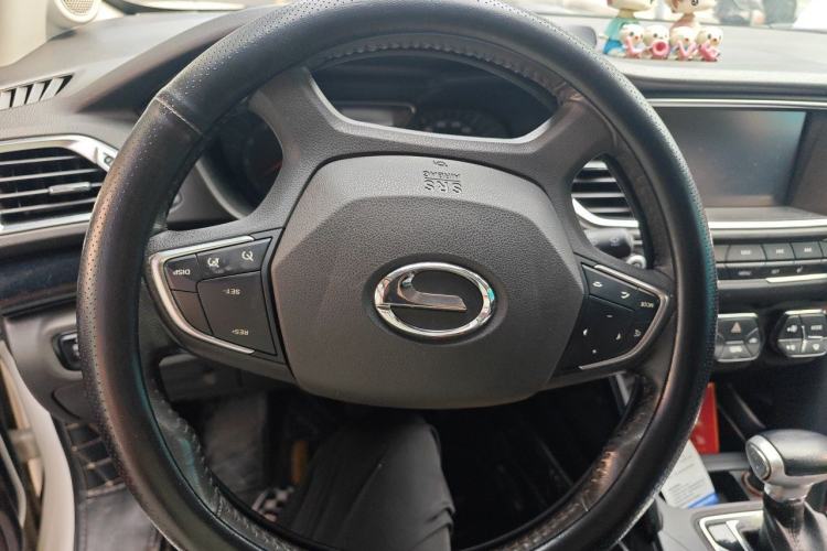 Used GAC Trumpchi GS4 2016 235T G-DCT Luxury Edition Steering Wheel
