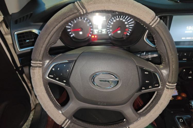 Used GAC Trumpchi GS4 2016 235T G-DCT Luxury Edition Steering Wheel