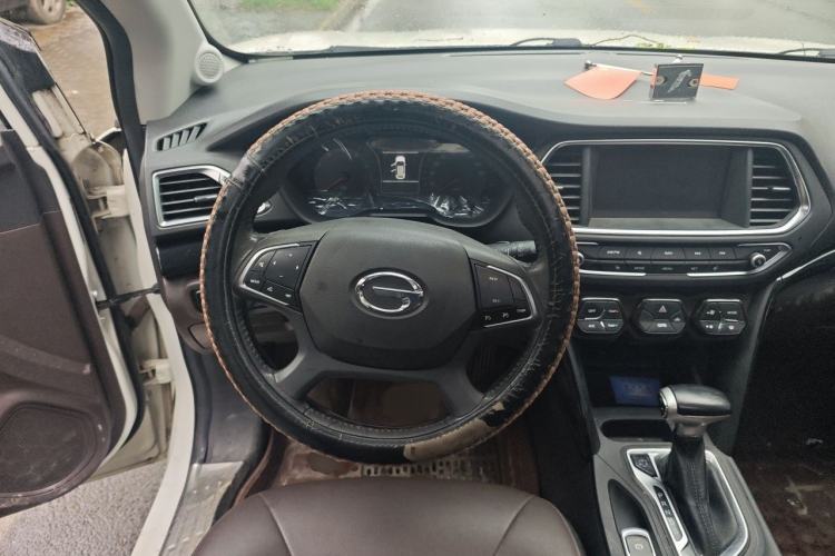 Used GAC Trumpchi GS4 2016 235T G-DCT Luxury Edition Steering Wheel