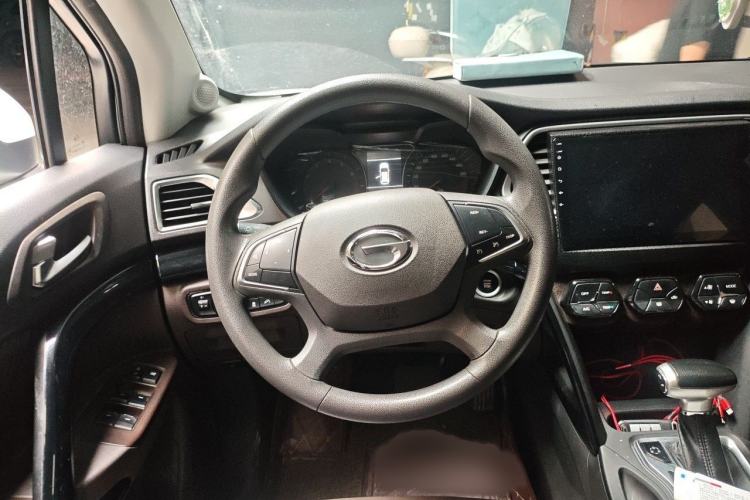 Used GAC Trumpchi GS4 2016 235T G-DCT Elite Edition Steering Wheel
