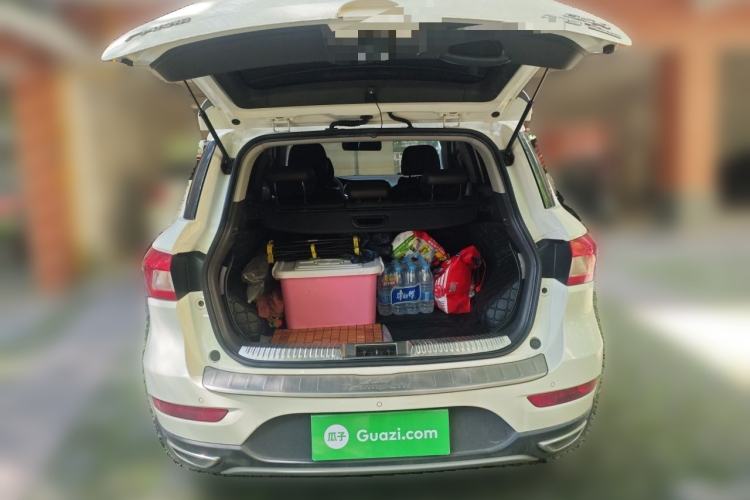 Used GAC Trumpchi GS4 2016 235T G-DCT Luxury Edition Trunk