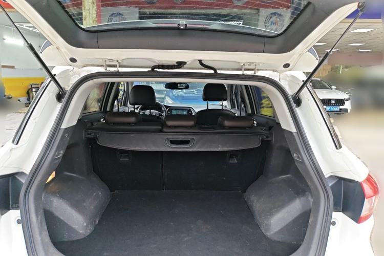 Used GAC Trumpchi GS4 2016 235T G-DCT Luxury Edition Trunk