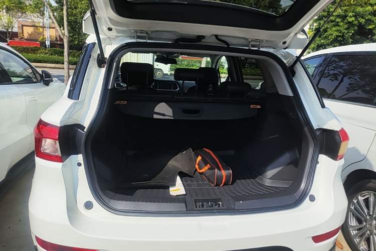 Used GAC Trumpchi GS4 2016 235T G-DCT Luxury Edition Trunk