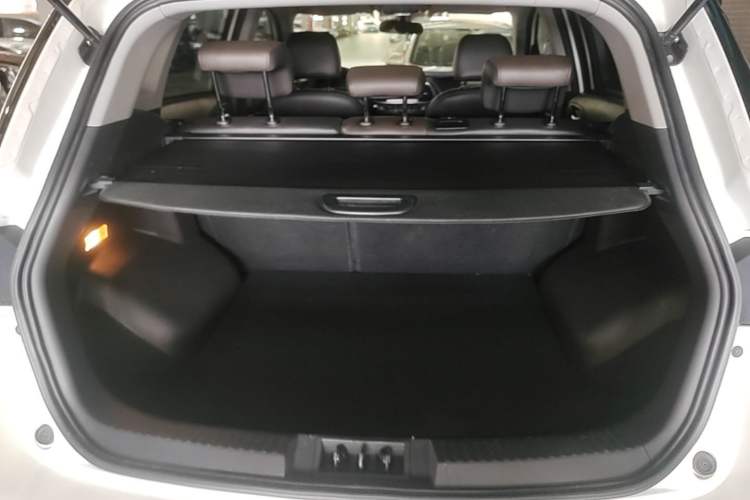 Used GAC Trumpchi GS4 2016 235T G-DCT Luxury Edition Trunk