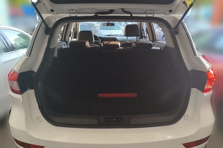 Used GAC Trumpchi GS4 2016 235T G-DCT Luxury Edition Trunk