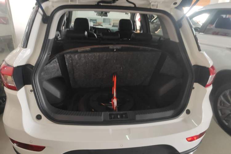 Used GAC Trumpchi GS4 2016 235T G-DCT Luxury Edition Trunk