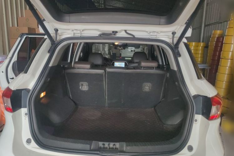 Used GAC Trumpchi GS4 2016 235T G-DCT Elite Edition Trunk
