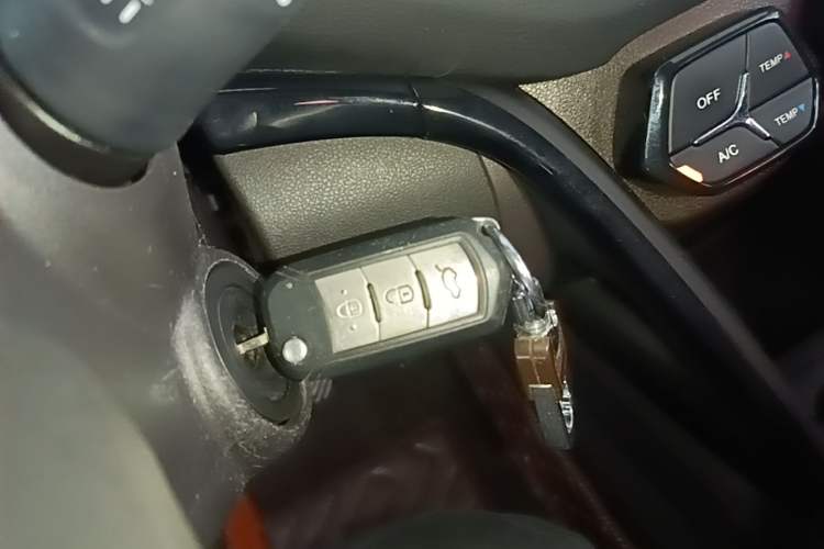 Used GAC Trumpchi GS4 2016 235T Manual Comfort Edition Vehicle Key