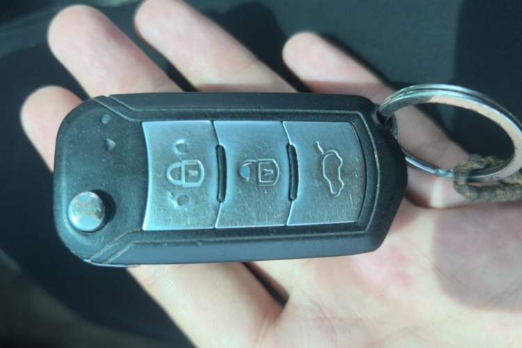 Used GAC Trumpchi GS4 2016 235T Manual Luxury Edition Vehicle Key