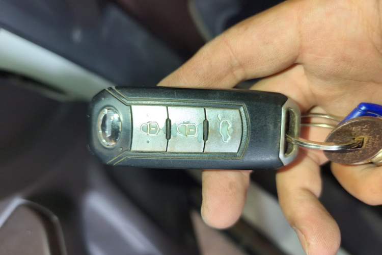 Used GAC Trumpchi GS4 2016 235T G-DCT Elite Edition Vehicle Key