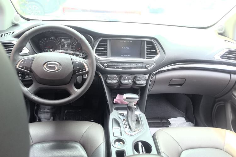Used GAC Trumpchi GS4 2016 235T G-DCT Luxury Edition Center Console