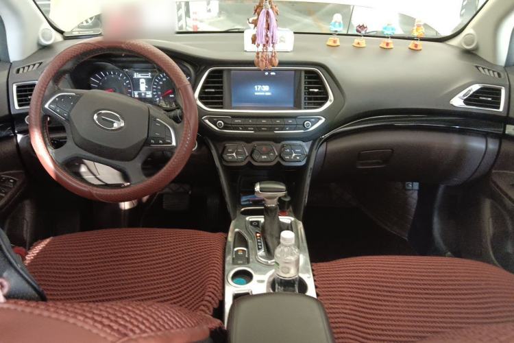 Used GAC Trumpchi GS4 2016 235T G-DCT Luxury Edition Center Console