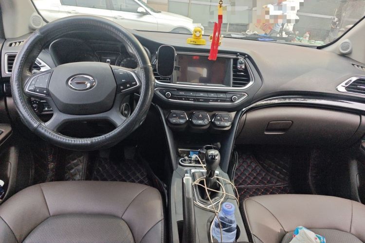 Used GAC Trumpchi GS4 2016 235T Manual Luxury Edition Center Console
