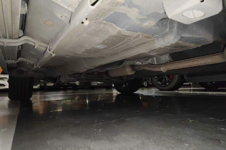 Used GAC Trumpchi GS4 2016 235T G-DCT Elite Edition Chassis Rear Left