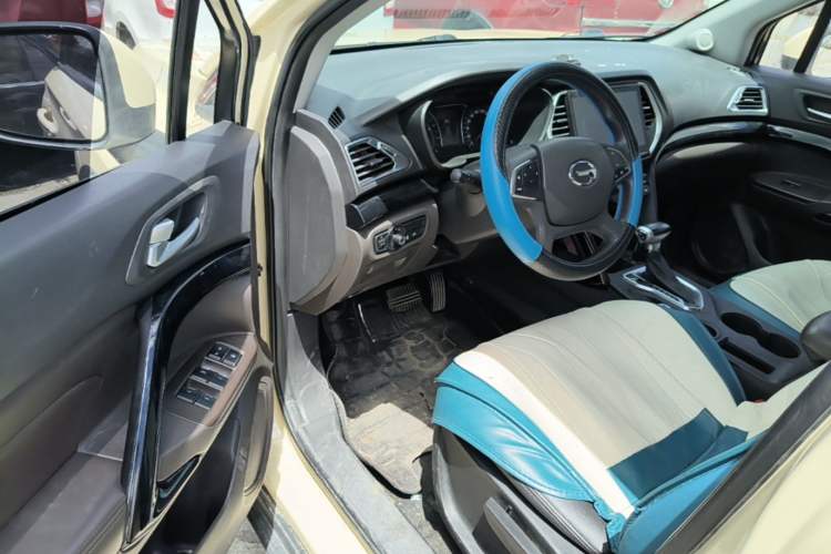 Used GAC Trumpchi GS4 2016 235T G-DCT Elite Edition Driver Seat
