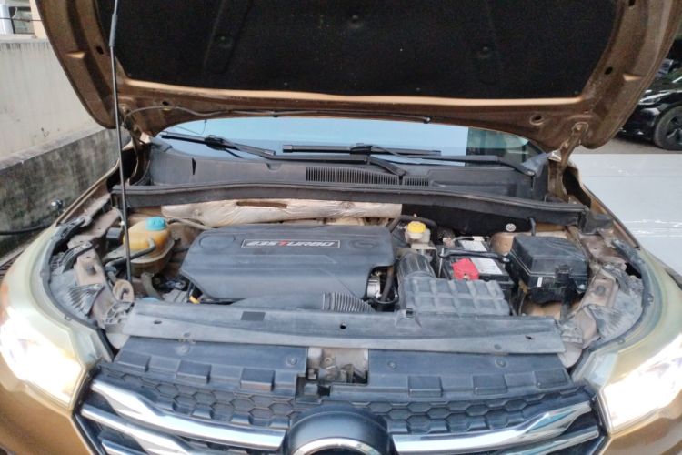 Used GAC Trumpchi GS4 2016 235T G-DCT Luxury Edition Engine Bay