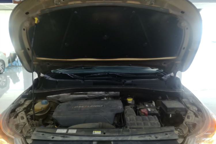 Used GAC Trumpchi GS4 2016 235T Manual Luxury Edition Engine Bay