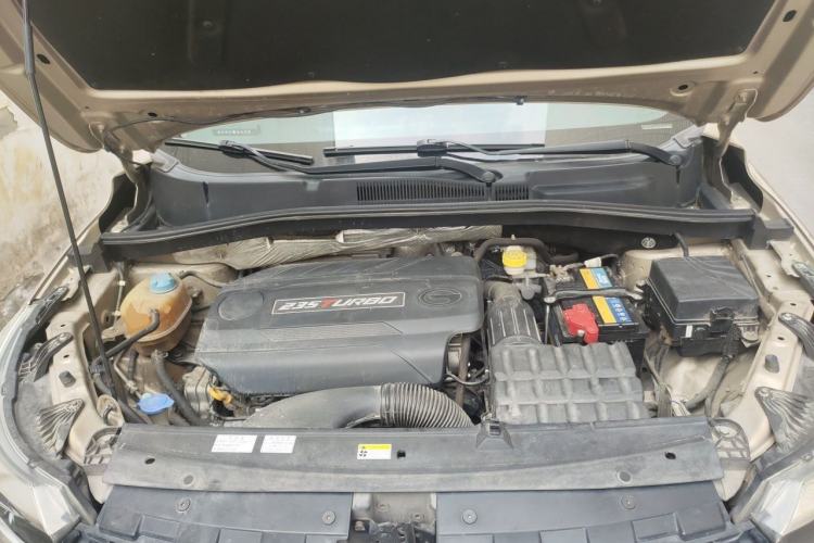 Used GAC Trumpchi GS4 2016 235T G-DCT Luxury Edition Engine Bay