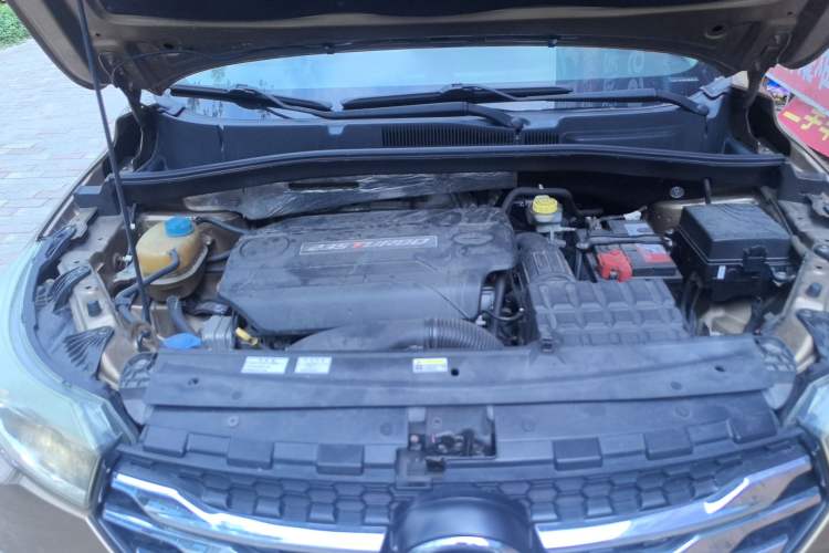 Used GAC Trumpchi GS4 2016 235T G-DCT Luxury Edition Engine Bay