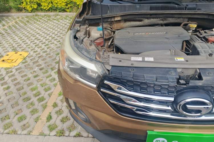 Used GAC Trumpchi GS4 2016 235T Manual Luxury Edition Engine Bay Right