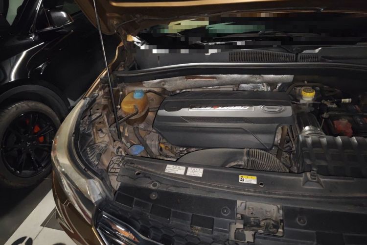 Used GAC Trumpchi GS4 2016 235T G-DCT Elite Edition Engine Bay Right