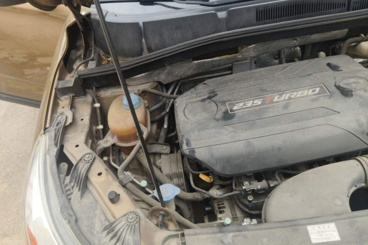 Used GAC Trumpchi GS4 2016 235T G-DCT Elite Edition Engine Bay Right