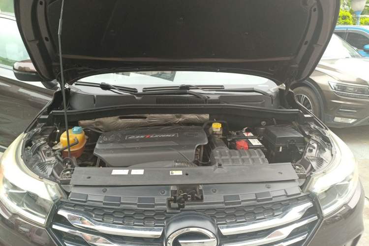Used GAC Trumpchi GS4 2016 235T G-DCT Luxury Edition Engine Bay