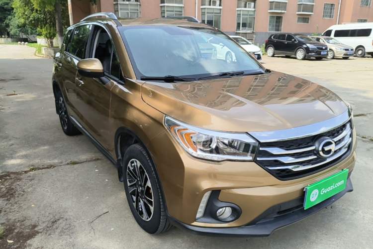Used GAC Trumpchi GS4 2016 235T G-DCT Elite Edition Front Right 45 Deg