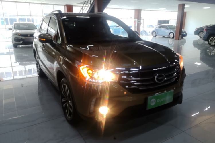 Used GAC Trumpchi GS4 2016 235T Manual Luxury Edition Front Right 45 Deg