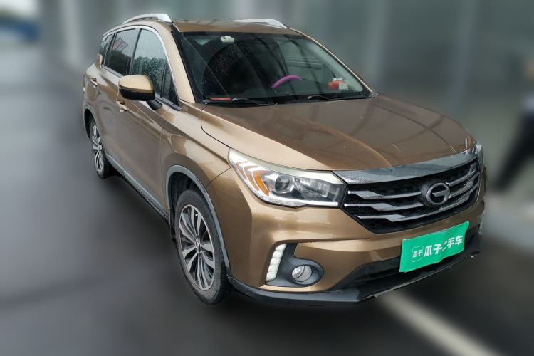 Used GAC Trumpchi GS4 2016 235T Manual Luxury Edition Front Right 45 Deg