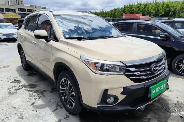 Used GAC Trumpchi GS4 2016 235T G-DCT Elite Edition Front Right 45 Deg