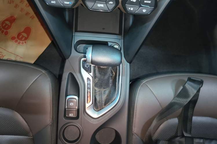 Used GAC Trumpchi GS4 2016 235T G-DCT Luxury Edition Gear Lever