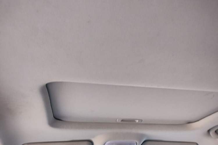 Used GAC Trumpchi GS4 2016 235T Manual Luxury Edition Headliner