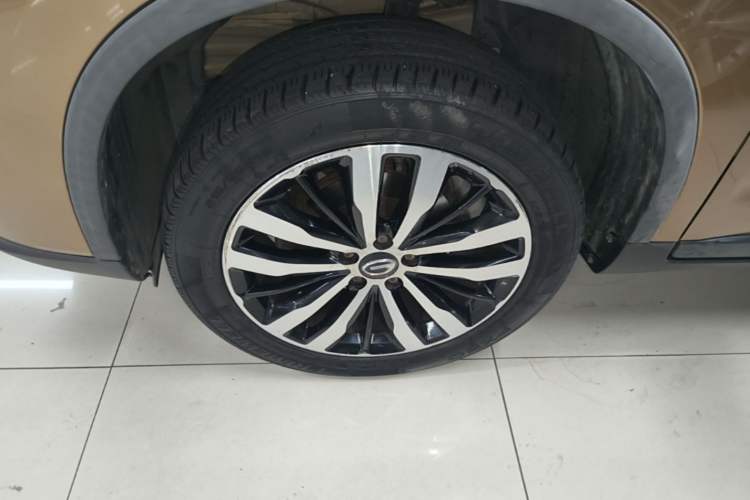 Used GAC Trumpchi GS4 2016 235T G-DCT Luxury Edition Left Front Wheel Hub