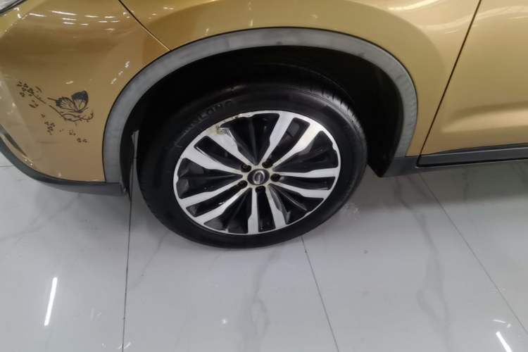 Used GAC Trumpchi GS4 2016 235T Manual Luxury Edition Left Front Wheel Hub
