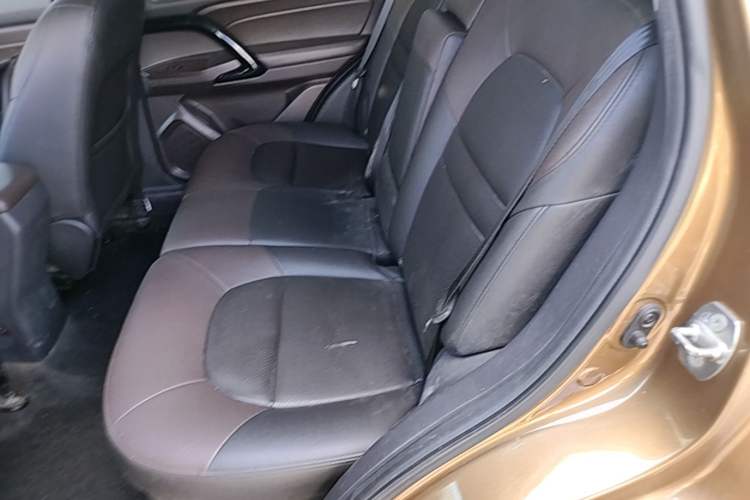 Used GAC Trumpchi GS4 2016 235T Manual Luxury Edition Left Rear Seat