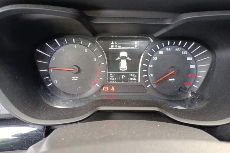 Used GAC Trumpchi GS4 2016 235T G-DCT Luxury Edition Odometer Close Up