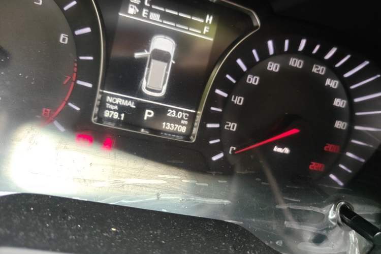 Used GAC Trumpchi GS4 2016 235T G-DCT Luxury Edition Odometer Close Up