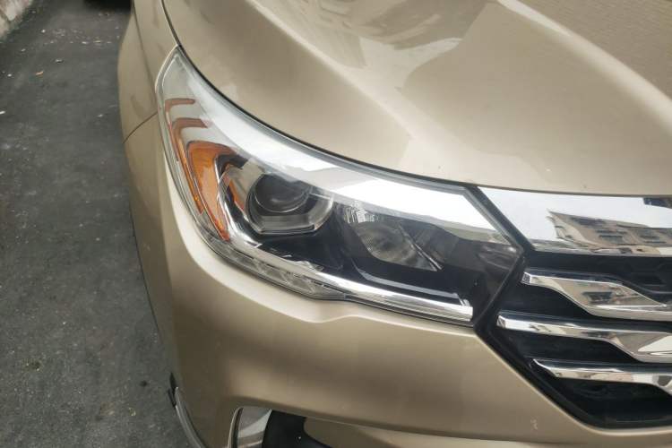 Used GAC Trumpchi GS4 2016 235T G-DCT Luxury Edition Right Front Headlight