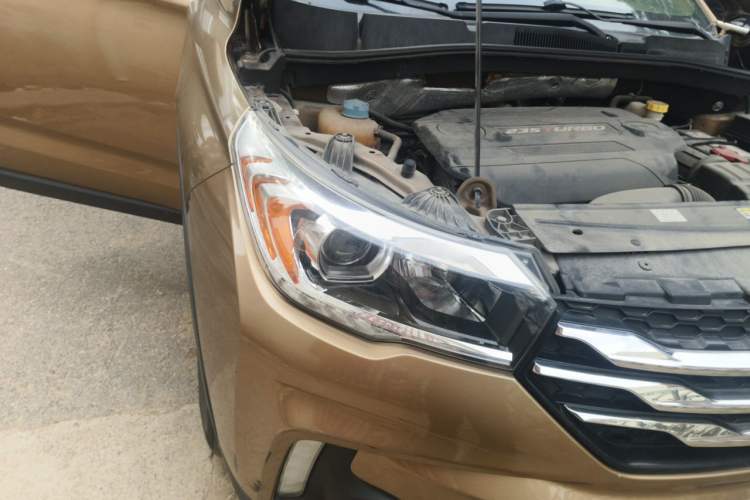 Used GAC Trumpchi GS4 2016 235T G-DCT Elite Edition Right Front Headlight