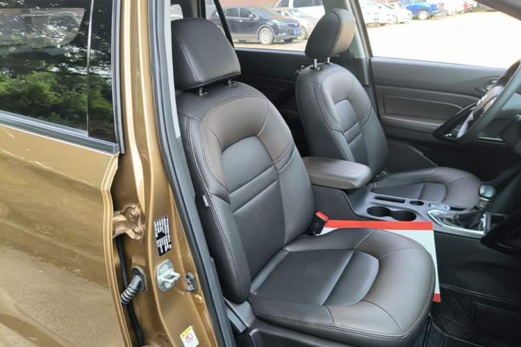 Used GAC Trumpchi GS4 2016 235T G-DCT Elite Edition Right Front Seat
