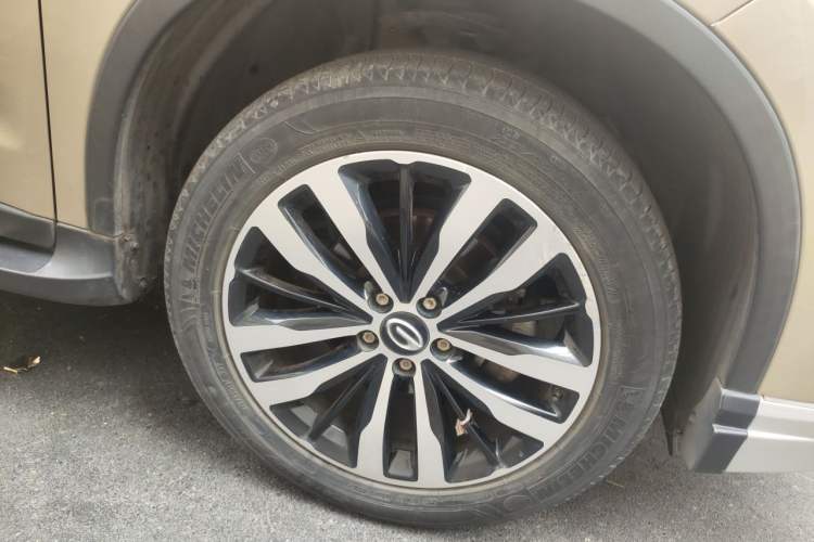 Used GAC Trumpchi GS4 2016 235T G-DCT Luxury Edition Right Front Wheel Hub